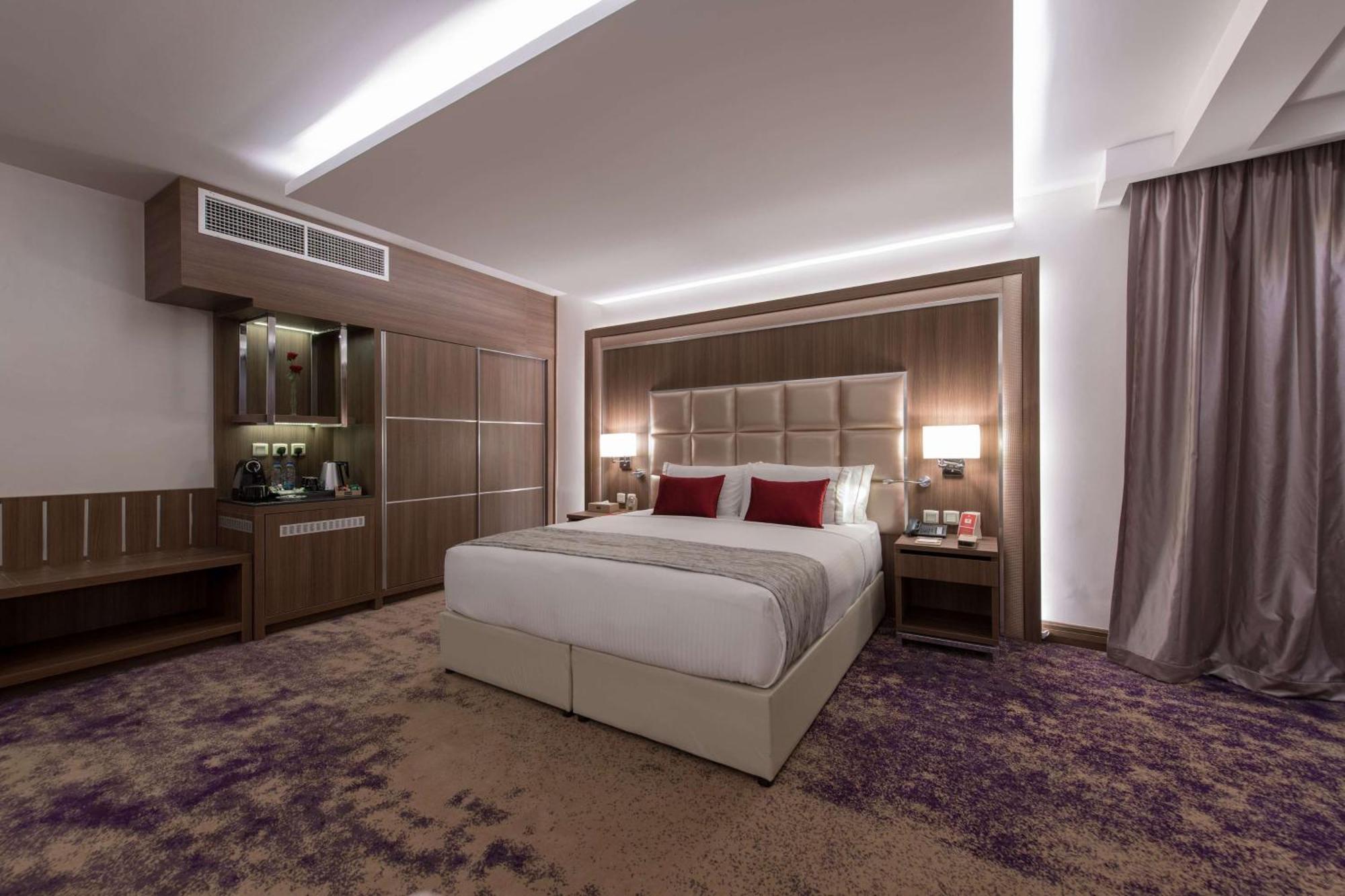 Hotel Ramada By Wyndham Continental Dżedda Zewnętrze zdjęcie