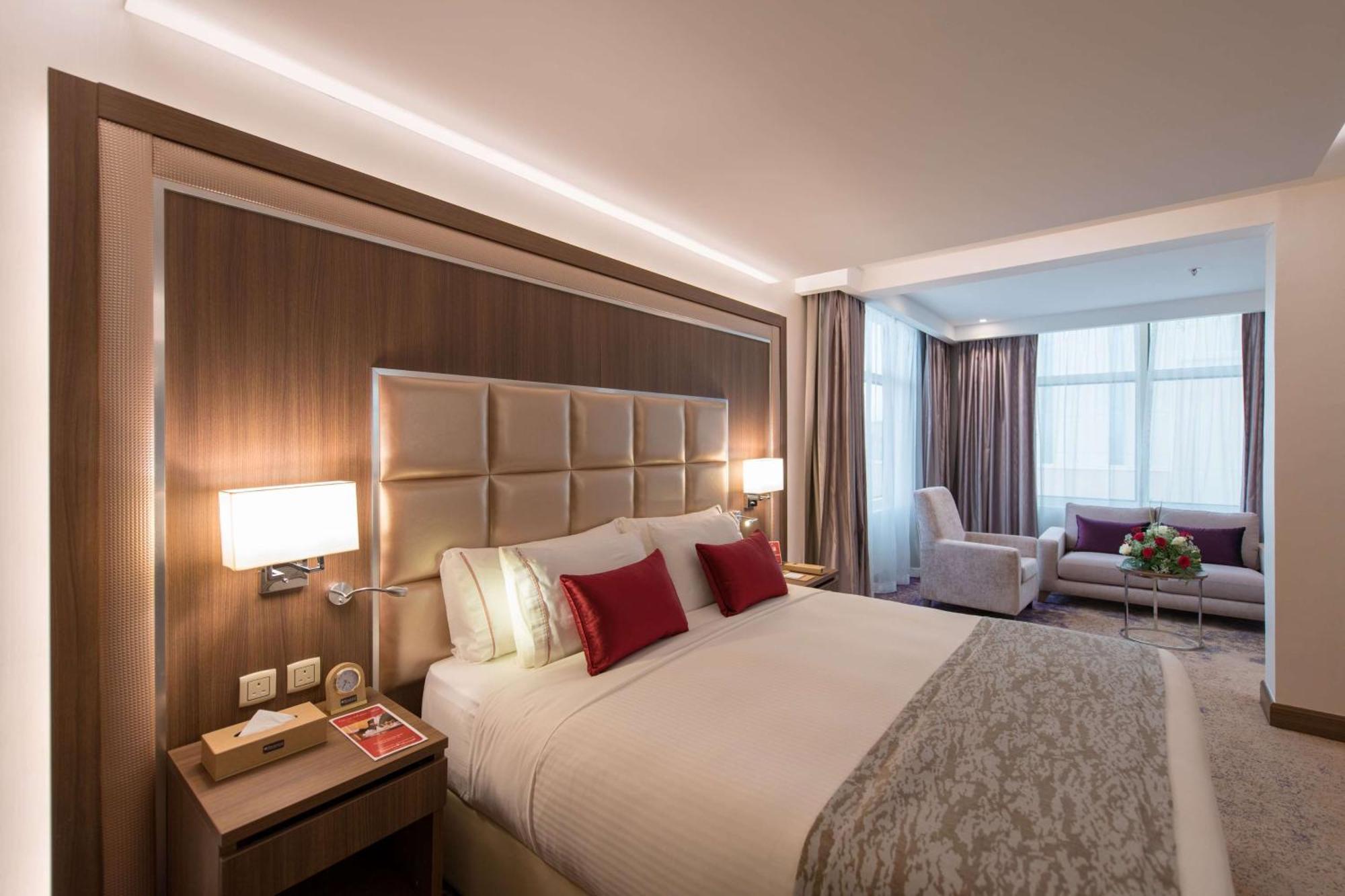 Hotel Ramada By Wyndham Continental Dżedda Zewnętrze zdjęcie