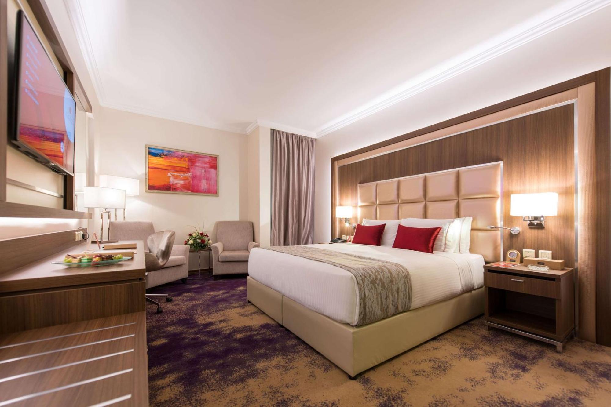 Hotel Ramada By Wyndham Continental Dżedda Zewnętrze zdjęcie