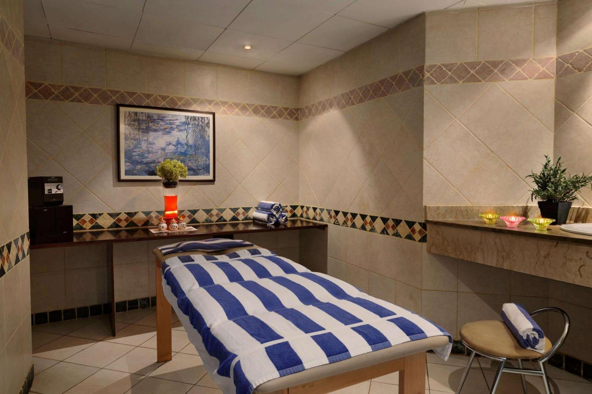 Hotel Ramada By Wyndham Continental Dżedda Zewnętrze zdjęcie